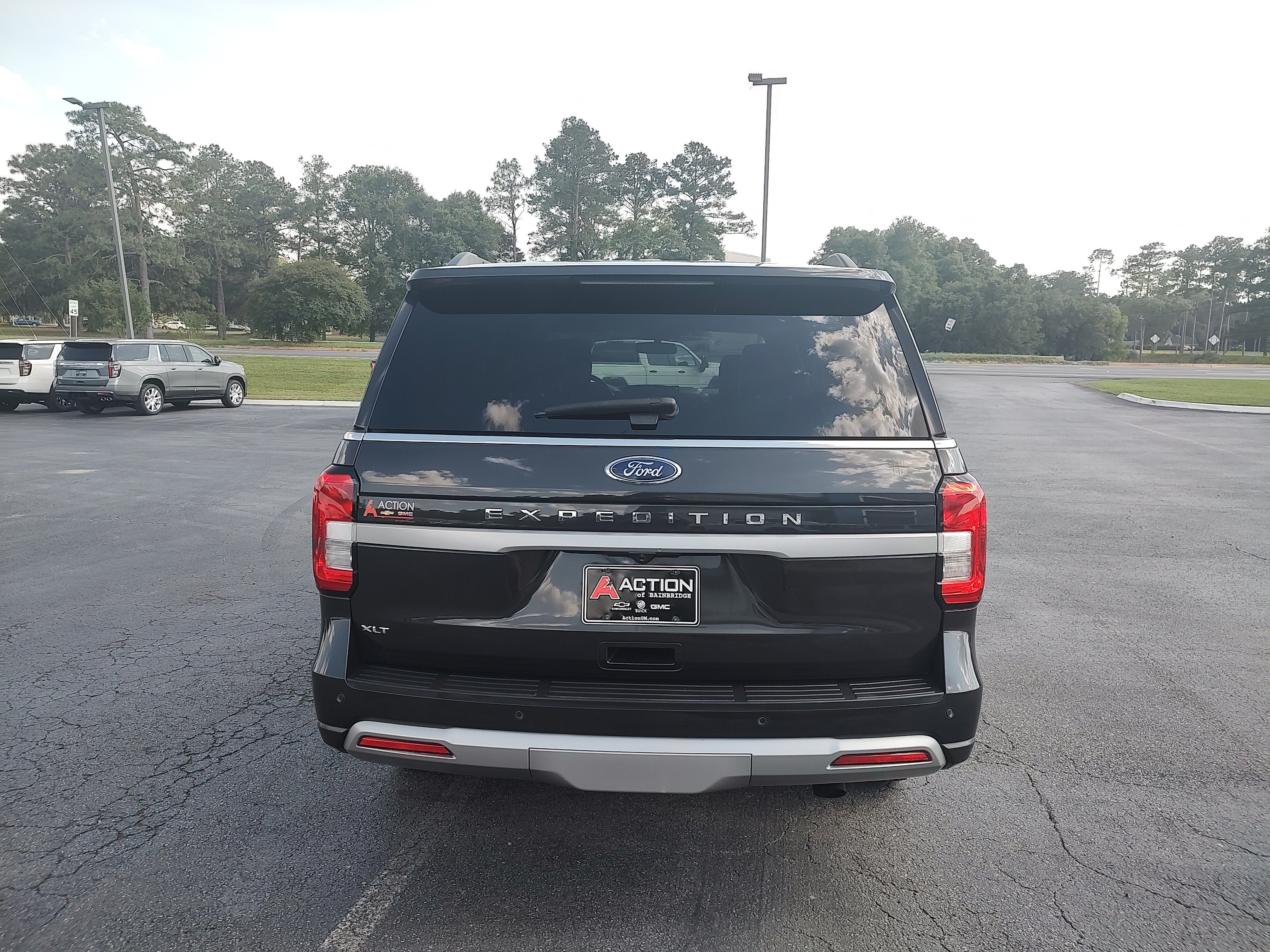 2022 Ford Expedition — detail view