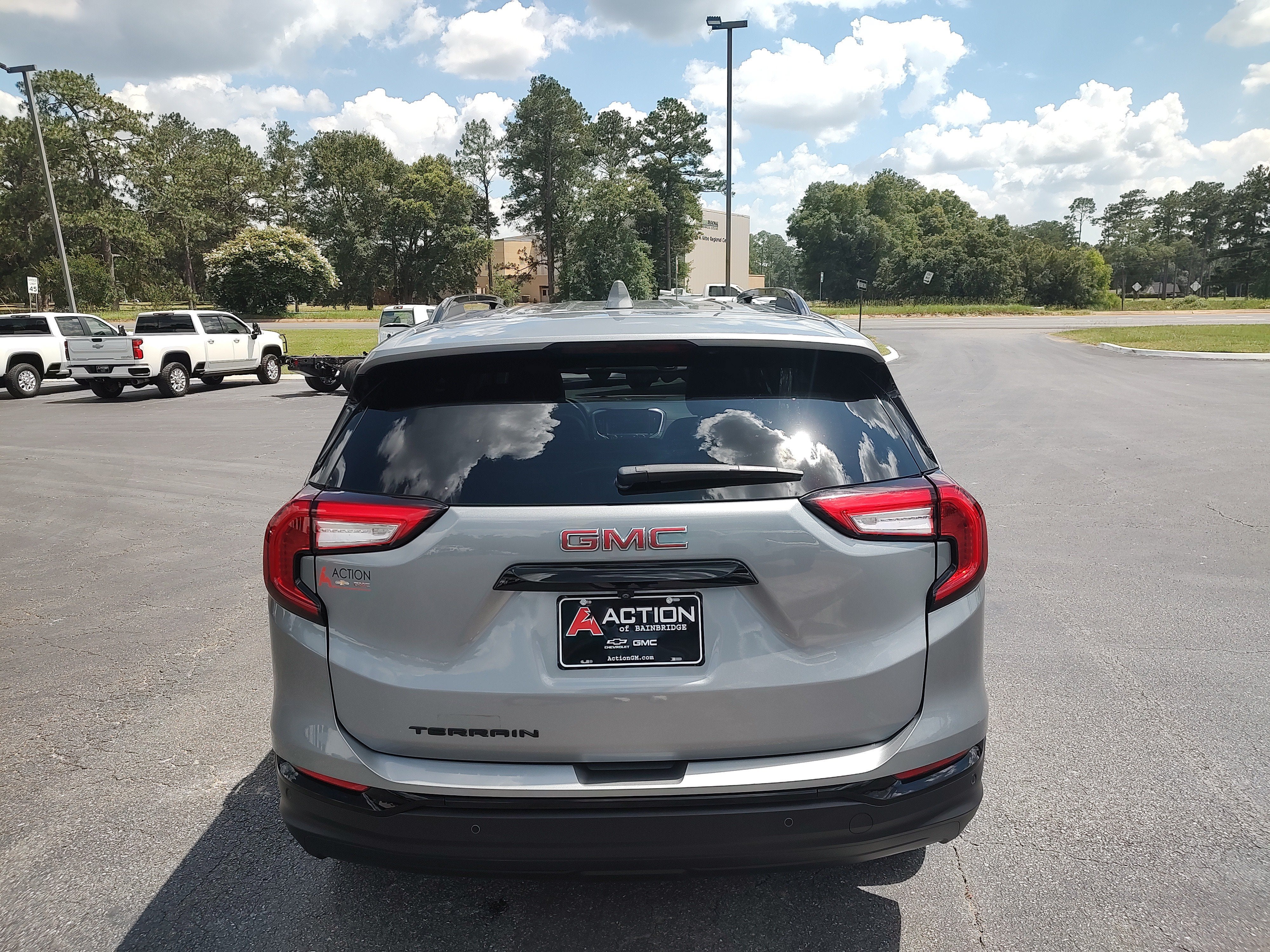 2023 GMC Terrain — detail view
