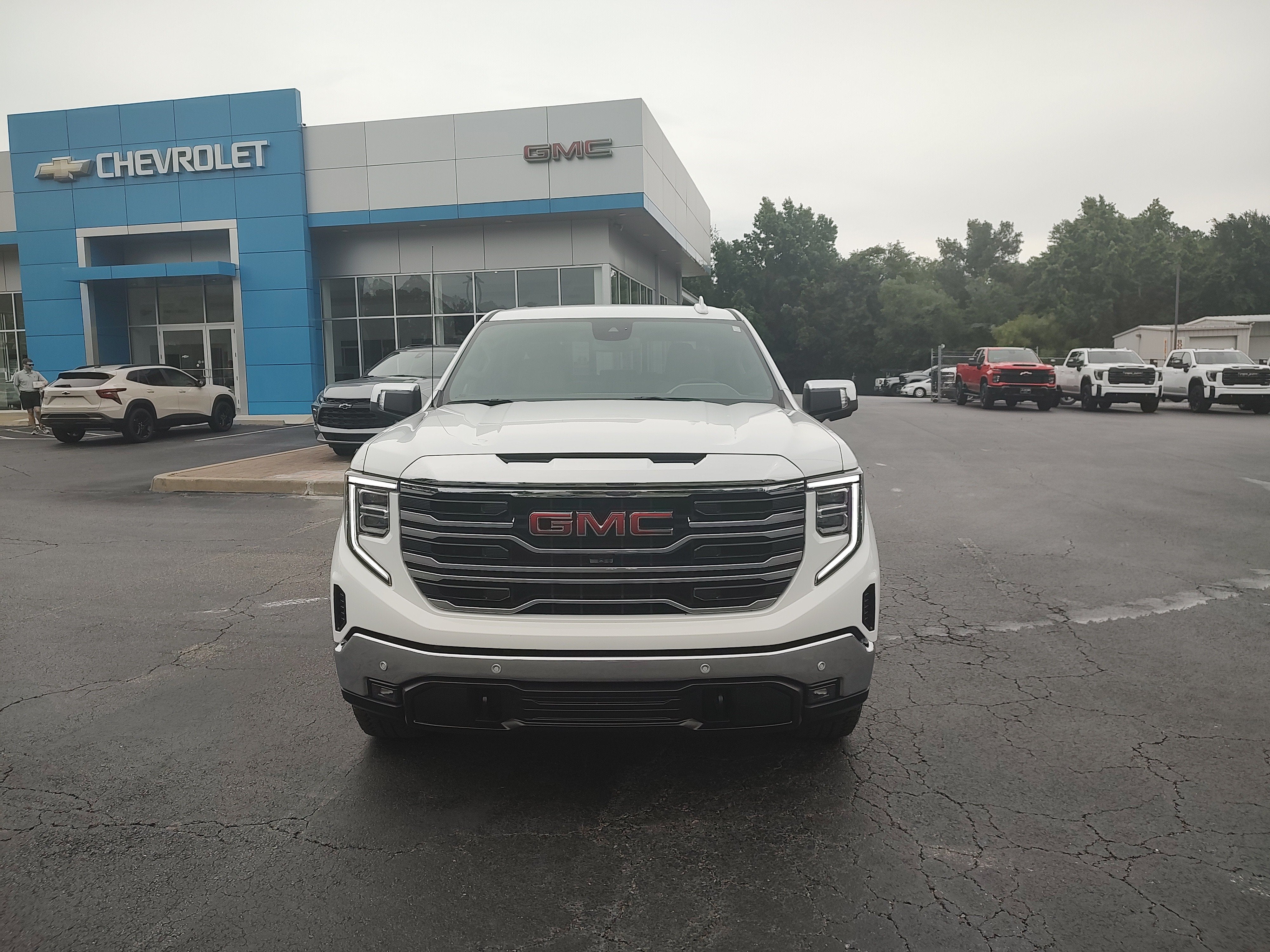 2025 GMC Sierra 1500 — rear three-quarter view