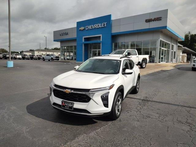 2025 Chevrolet Trax LT in Summit White — front three-quarter view