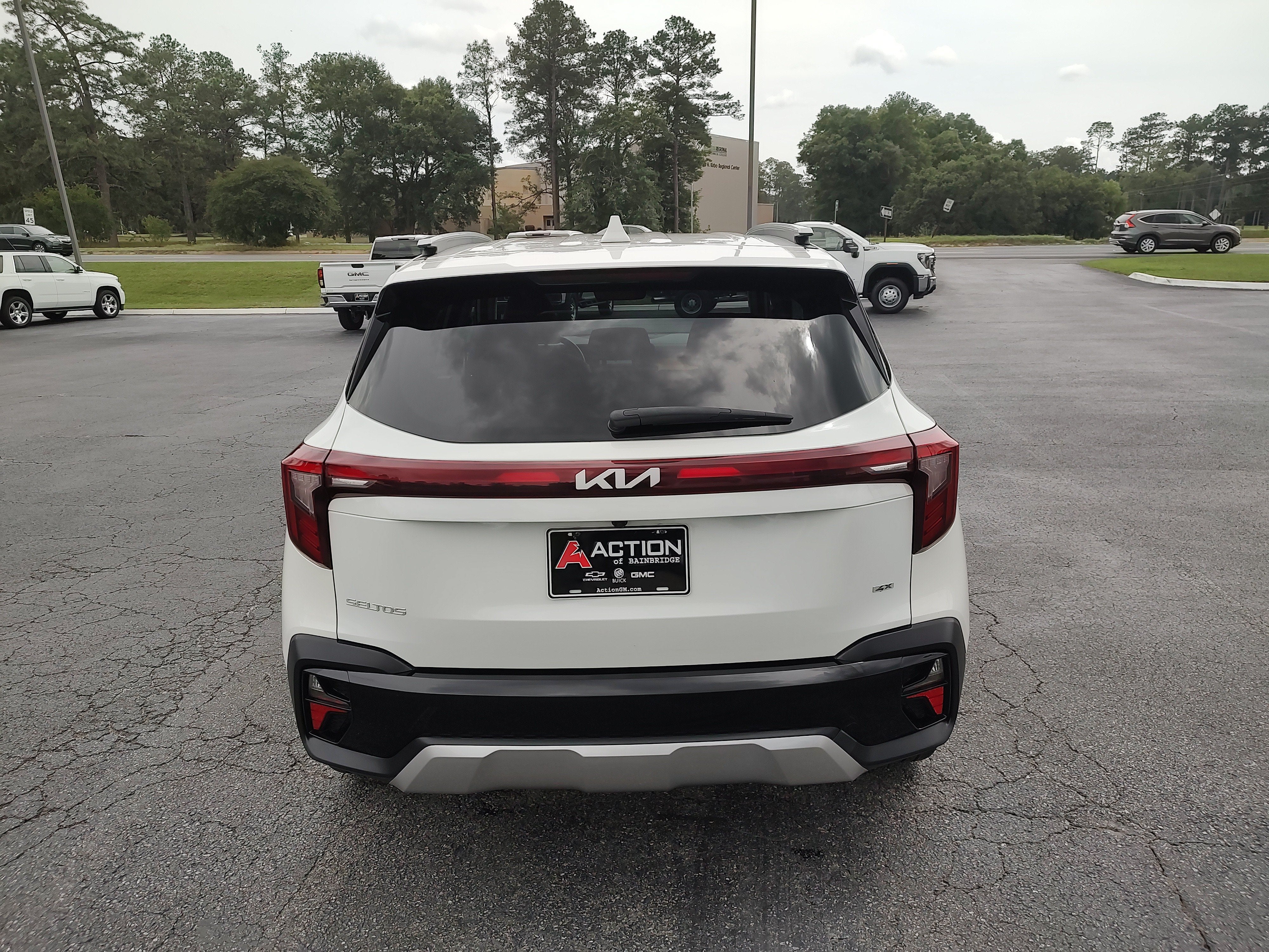 2024 Kia Seltos — detail view